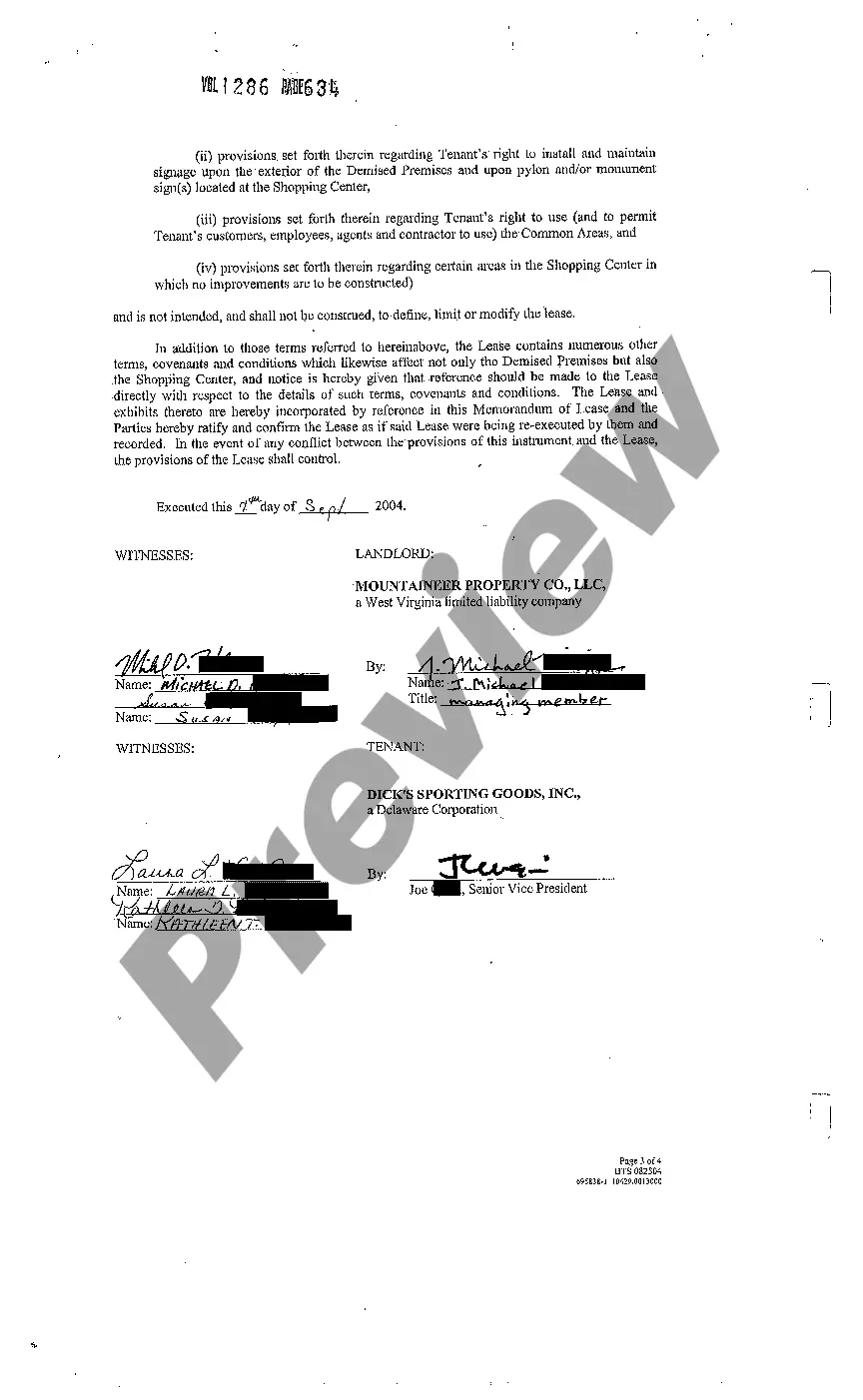 Preview Memorandum of Lease of Shopping Center Space to Sporting Goods Store